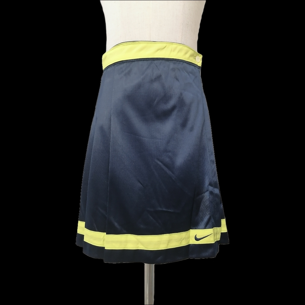 Nike mini skirt
